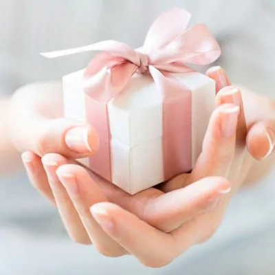 Благотворительность и богатство.