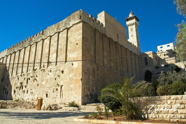 Величие Авраама - отца множества народов.